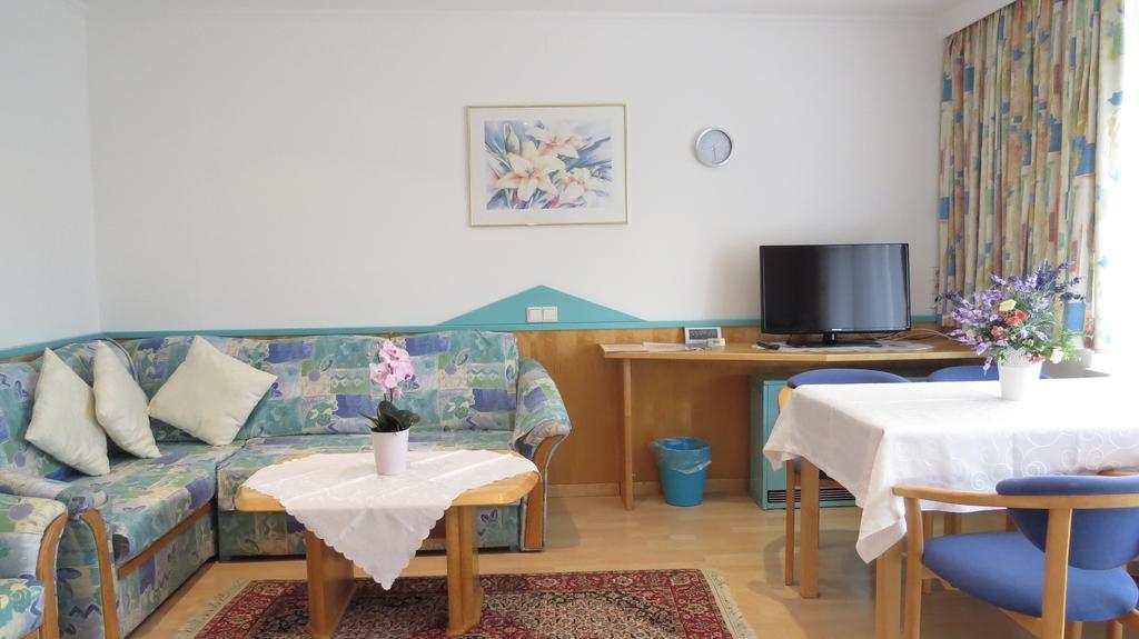 Apartement Maria Trost Graz Exterior photo