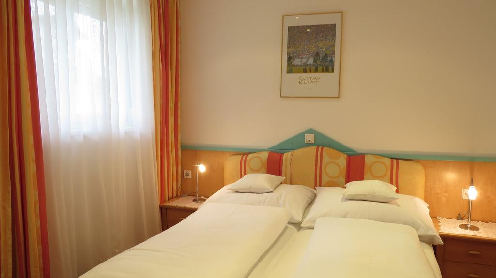 Apartement Maria Trost Graz Exterior photo