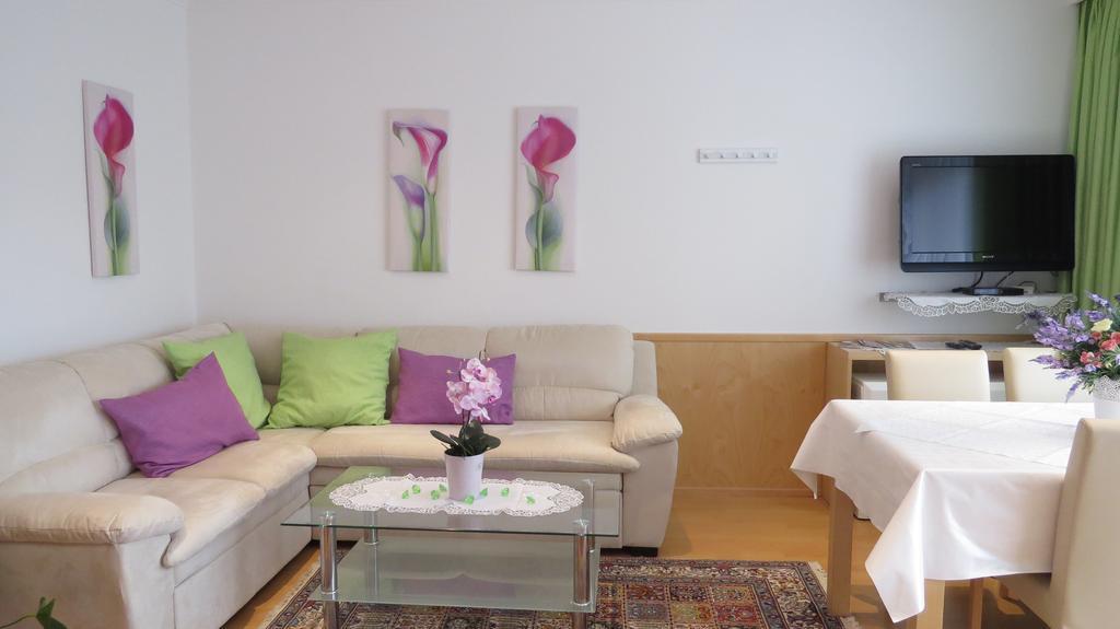Apartement Maria Trost Graz Exterior photo